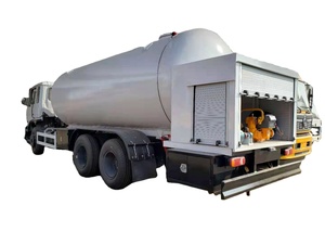 Camion-citerne à gaz propane HOWO 20000L, 10 tonnes, GPL, avec abri solaire - Product Image 1