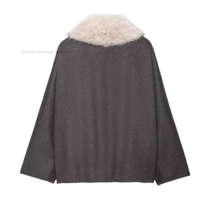 Manteau en laine pour femme avec col en fausse fourrure - Coupe ample, simple boutonnage, mode hiver - Product Image 6