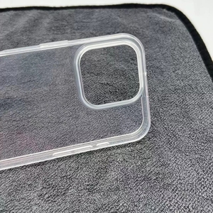 <span class=keywords><strong>Funda</strong></span> Protectora Trasera <span class=keywords><strong>para</strong></span> Teléfono Móvil de TPU Suave Transparente de Alta Calidad de 1.5 mm de Grosor <span class=keywords><strong>para</strong></span> <span class=keywords><strong>One</strong></span> <span class=keywords><strong>Plus</strong></span> 15 ACE 5 Nord CE5 Nord 3 12R 11 12 - Product Image 3