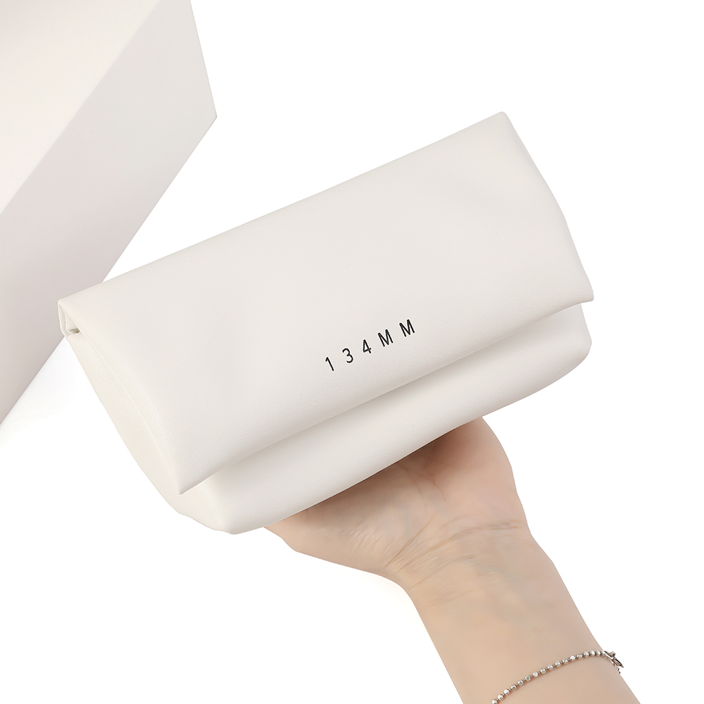 Étui à lunettes blanc