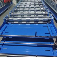 Machine de fabrication de profilés avec réglage automatique de l'épaisseur pour panneaux de toiture en métal Revêtement de maison préfabriquée Façades de bâtiment