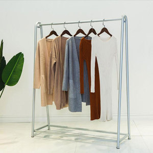 Giá Trưng Bày Quần Áo Bằng Kim Loại Vàng Giá Rẻ Giá Trưng Bày Quần Áo Đứng Sàn Có Bánh Xe Đồ Nội Thất Cửa Hàng Quần Áo Hiện Đại - Product Image 5