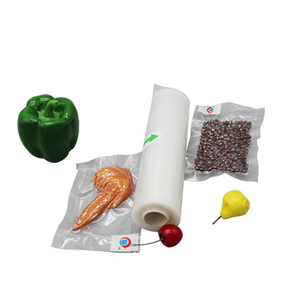 ถุงซีลสูญญากาศแบบนูน PE ขนาด 25 ซม.*15 ม. 15 ม้วน สำหรับอาหารสัตว์เลี้ยง <span class=keywords><strong>น</strong></span>ม ป้องกั<span class=keywords><strong>น</strong></span>ความชื้น บรรจุภัณฑ์แบบมีลวดลายตามสั่ง ป้องกั<span class=keywords><strong>น</strong></span>ออกซิเจน - Product Image 3