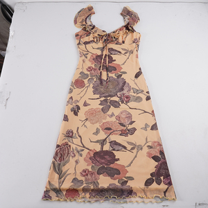 Robe longue maxi élégante à col en V et volants, motif floral aquarelle, double couche de tulle, style vintage, idéale pour les vacances - Product Image 6