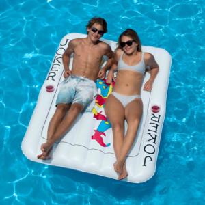 Flotador Inflable Gigante con Forma de Carta de Póker Joker, con Portavasos para Adultos - Product Image 3