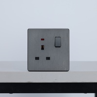 Enchufe de Corriente Multifunción de Plástico con 2 Puertos USB, 2 Tomas de Corriente, Clasificación de 13A/16A/10A, CE para IP21, para Uso Doméstico y Hospitalario