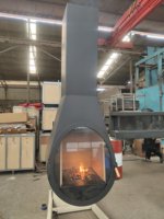 NOUVEAU Cheminée suspendue en acier au carbone de haute qualité, forme personnalisée, noir mat, avec porte en verre pour salon
