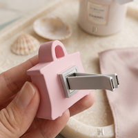 Désodorisants et diffuseurs d'arômes pour voiture en gros : sachets d'aromathérapie et parfums pour voiture, décorations pour grille d'aération.