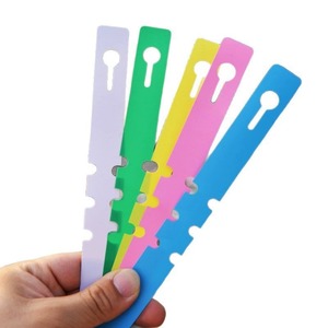 Paquete de 100 Etiquetas Impermeables para Jardinería, Etiquetas para Marcar Plantas y Flores, Etiquetas Colgantes para Árboles y Plántulas, Etiquetas de Anillo de Plástico - Product Image 5