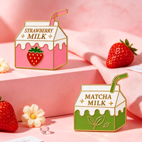 Broches en métal de haute qualité, thème boissons aux fruits Kawaii, mignonnes pour décorer sacs et boîtes à boissons, avec logo personnalisé, épingles de revers en émail souple, lait