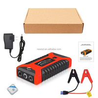 Démarreur de Voiture d'Urgence 12V Grande Capacité 600A Rouge avec Allumage Diesel et Chargeur de Batterie
