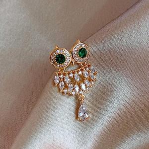 Acessórios de Joias da Moda 2022 para Mulheres, Broche de Cristal com Strass em Forma de Águia, Broches de Ouro 18K para Mulheres - Product Image 1
