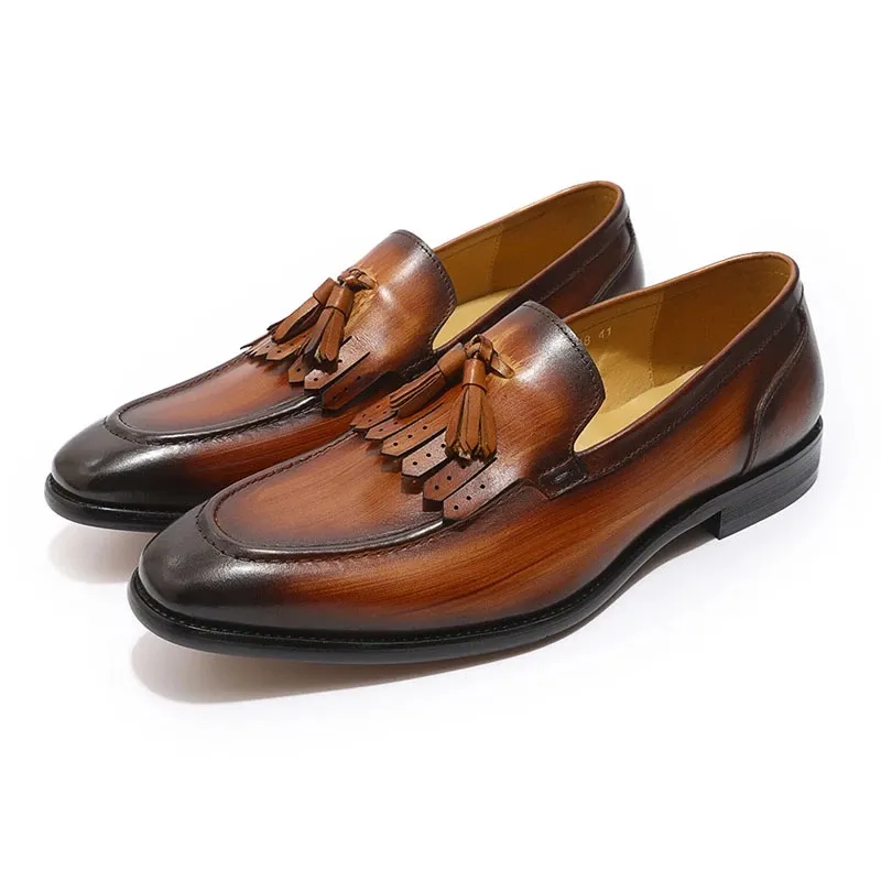 2021 best-selling British style pointed retro tassel men's business casual loafers handmade genuine leather