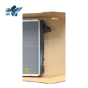 หม้อน้ำ OEM 223561 สำหรับรถยนต์มาเซราติ ควอตโตรปอร์เต้ และ กรันทูริสโม่ เครื่องยนต์ 4.2 - Product Image 2