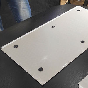 Suelo de Vinilo de Lujo de Fácil Instalación, 4mm-8mm, SPC Click Lock, PVC LVT LVP, Impermeable, para Escaleras, Sótanos, Garajes, Diseño Gráfico - Product Image 3