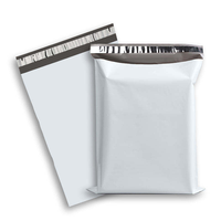 Sacs d'expédition auto-adhésifs blancs épais personnalisés paquet d'emballage de colis vinyle en rouleau en vrac pochettes postales de Miller