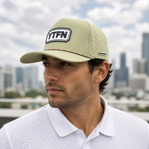 Casquette de golf 5 panneaux en silicone avec logo personnalisé, haute qualité, faible MOQ, fermeture Velcro, séchage rapide, respirante, légère, durable, pour hommes - Product Image 5
