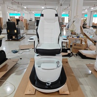 Fauteuil de pédicure de luxe en céramique blanche, station spa pour les pieds à vibrations réglables, cuvette amovible, porte-gobelet, en cuir PU, inclinable pour manucure