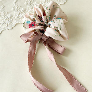 ที่คาดผมผ้าพิมพ์ลายดอกไม้สไตล์วินเทจหวานๆ สำหรับผู้หญิง สไตล์ยุโรป-อเมริกัน เครื่องประดับผมสำหรับงานแต่งงาน - Product Image 6