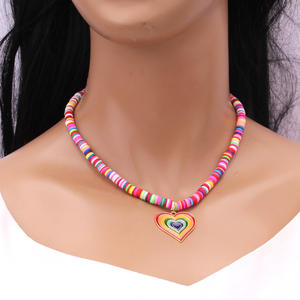 Collar de corazón con cuentas de arcilla polimérica arcoíris para mujer, gargantilla, regalo, joyería de moda - Product Image 2