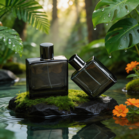 Flacons de parfum rectangulaires haut de gamme en verre pour hommes, Cologne de luxe 80ml, couleur mate personnalisée, faible MOQ 100 pièces, diffuseur à bille
