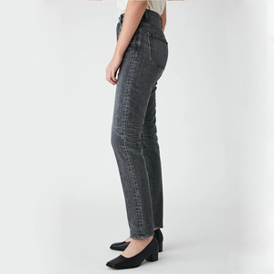 <span class=keywords><strong>Jeans</strong></span> a Vita Alta da <span class=keywords><strong>Donna</strong></span> Essentials, Pantaloni in Denim <span class=keywords><strong>Grigio</strong></span> Scuro, Slim-Fit Elasticizzati a Lunghezza Caviglia - Product Image 5