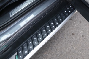 Marchepieds latéraux de luxe en aluminium Kachi pour BYD Song PLUS Seal <span class=keywords><strong>U</strong></span> 2021-2025, installation sans perçage, capacité de charge 300 kg - Product Image 4