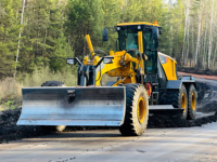 Niveleuse à moteur 4260D, moteur Cummins 260 CV, haute performance pour les travaux de construction routière