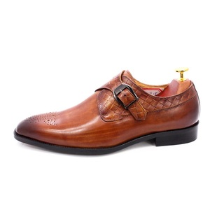 รองเท้าหนังผู้ชายรุ่นปี 2026 ทันสมัย กันน้ำ ระบายอากาศได้ดี เหมาะสำหรับใส่ทำงานหรือลำลอง ผลิตจากหนังแท้สั่งทำพิเศษ - Product Image 2