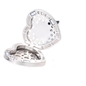 Difusor de Aromaterapia para Coche con Clip de Ventilación en Forma de Corazón, 10 Unidades Aleatorias con Almohadillas Gratis - Product Image 5