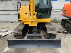 Mini-excavatrice Komatsu PC56 de 5 tonnes à faible nombre d'heures de fonctionnement |   Crawler d'occasion d'origine japonaise pour le creusement et le terrassement - Product Image 5