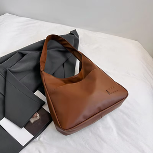 Bolso de Hombro Moderno y Versátil, Nuevo Bolso de Mano Simple de Gran Capacidad para Uso Diario, Bolso Bandolera de Color Sólido para Viajar - Product Image 3