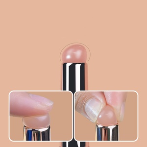 Outil portable multifonctionnel pour nail art : pinceau en silicone pour dégradé et estompage, conception plate pour acrylique, tampon de couverture pour poudre de gaufrage et estampage - Product Image 5