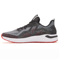Meilleur prix Chaussures de course personnalisées élégantes, légères, confortables, rouges et blanches, antidérapantes, à fond épais et résistantes à l'abrasion