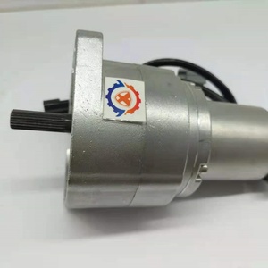 Motor de Aceleración YN20S00002F1 2406U197F3 YN20S00002F3 para Excavadora SK200-6E SK120-6 - Product Image 2