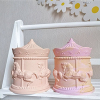 Bougie parfumée écologique AIKUN de qualité supérieure avec couvercle rotatif en forme de cheval dans un pot en céramique pour une fragrance d'ambiance personnalisable