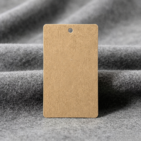 Étiquettes suspendues en carton kraft extra-dense sur mesure, vierges, impression précise et vive, coins arrondis, écologiques, pour chaussures et sacs