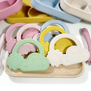 סיטונאי BPA משלוח בטיחות ילדי בקיעת שיניים תינוקות לעיסת צעצועי יילוד שיניים טיפול סיליקון קשת ענן שמש Teether