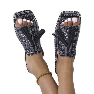 Sıcak satış bayanlar rahat püskül terlik boyutu 12 kadın kırmızı fantezi çin kare ayak rahat ayakkabılar eğlence saçak sandalet - Product Image 5