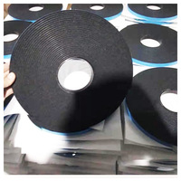 Bande de mousse PVC à cellules fermées, autocollante, imperméable, absorbant les chocs, bande d'étanchéité en mousse pour porte, fenêtre, voiture