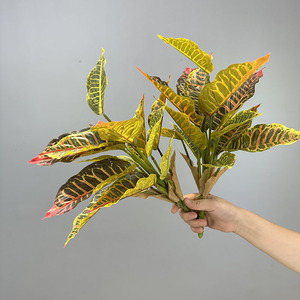 Planta Decorativa Artificial de Aglaonema de 14 Hojas, Plástico, para Decoración del Hogar, Paisajismo, Flores de Plástico, Tacto Real - Product Image 4