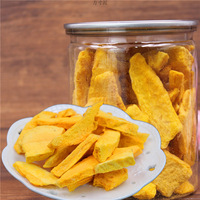 Gezonde hele mango snack, gevriesdroogd, zoet, gesneden, natuurlijk geconserveerd via vriesdroogproces, bulk gedroogd fruit