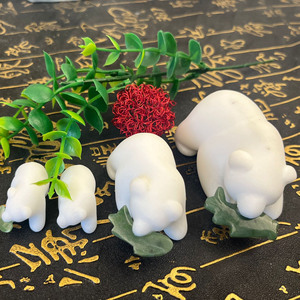 Orso di giada bianco di cristallo della famiglia dell'orso di marmo bianco fatto a mano all'ingrosso - Product Image 4