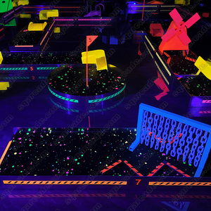Alquiler de Mini Golf Fluorescente, Simulador de Golf LED Luminoso para Eventos en Interiores y Diversión, Pelota de Juego de Golf Luminosa para Niños en Parques Infantiles - Product Image 5
