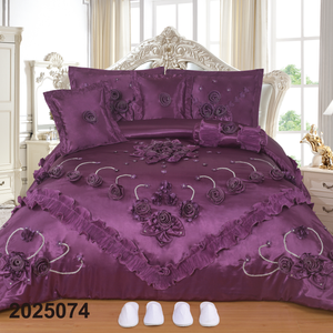 Ensemble de chambre à coucher luxueux en satin de haute qualité pour mariage. Couette de mariage, drap de lit, très vendus en France, au Canada et en Floride, États-Unis. - Product Image 2