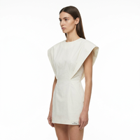 ZYHT 75310 Robe courte d'été décontractée en lin et coton, sans manches, col rond, couleur blanche unie, avec étiquette personnalisée pour femmes