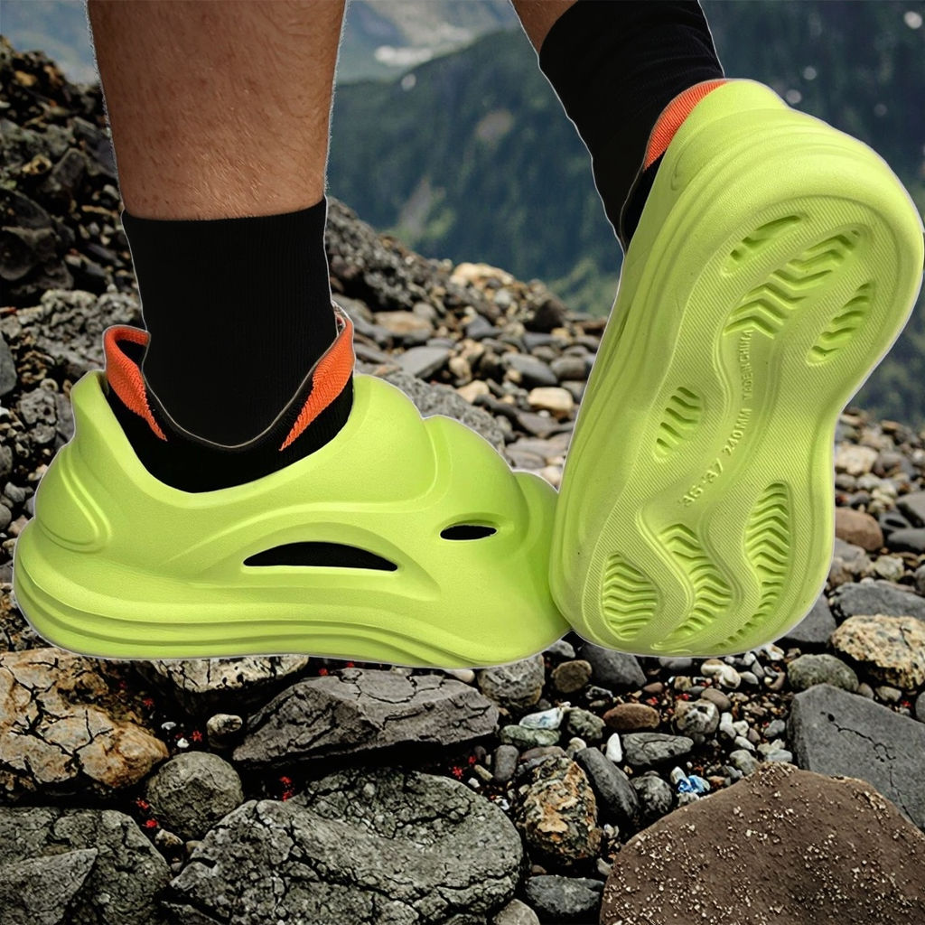 Yeezy Foam Runner Customizable Men's Clogs for 2024