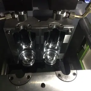 Máquina de soplado de plástico PET, precios/máquina para hacer botellas de agua/máquina de moldeo por soplado de estiramiento semi automático - Product Image 4