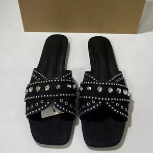 Sandales plates pour femmes en denim bleu, à bout ouvert avec embellissements brillants - Product Image 1