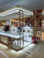 MS Custom Jewelry & Makeup Shop Ladeneinrichtung Design LED-Beleuchtung Vitrine Inneneinrichtung Anpassbare Ausstellungsvorrichtung